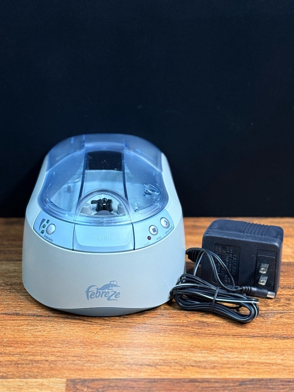 FEBREZE Scent Stories Player with YANKEE CANDLE Disc